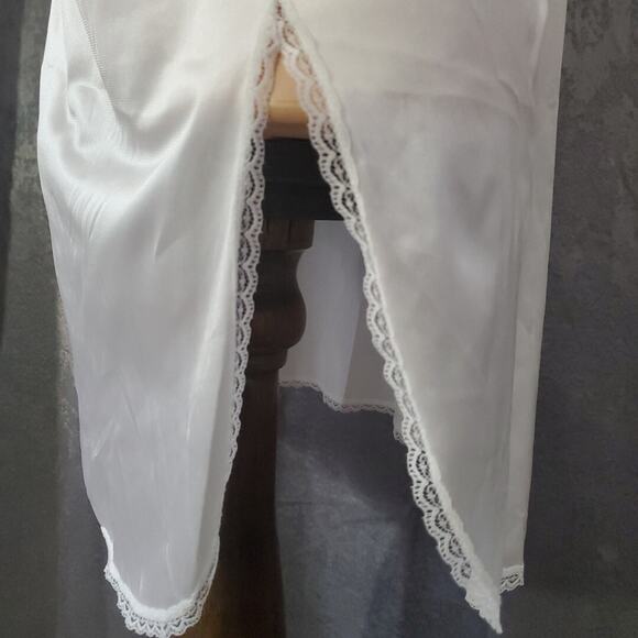 USA VTG VASSARETTE Half Slip Skirt WHITE SATIN NYLON Lingerie WOMEN'S SMALL - Picture 4 of 9